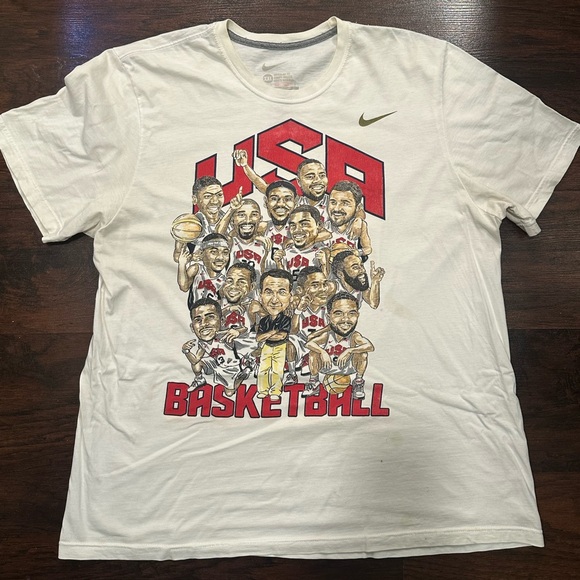 Nike vintage 2012 White USA Basketball Graphic Tee - flaws - Picture 1 of 8